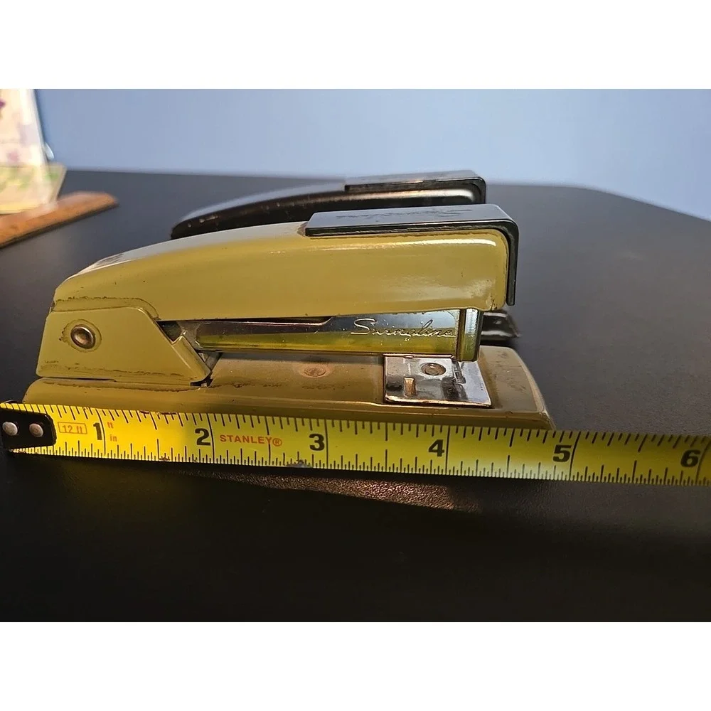 2 Vtg Swingline Model 711 Black Green Desktop 5